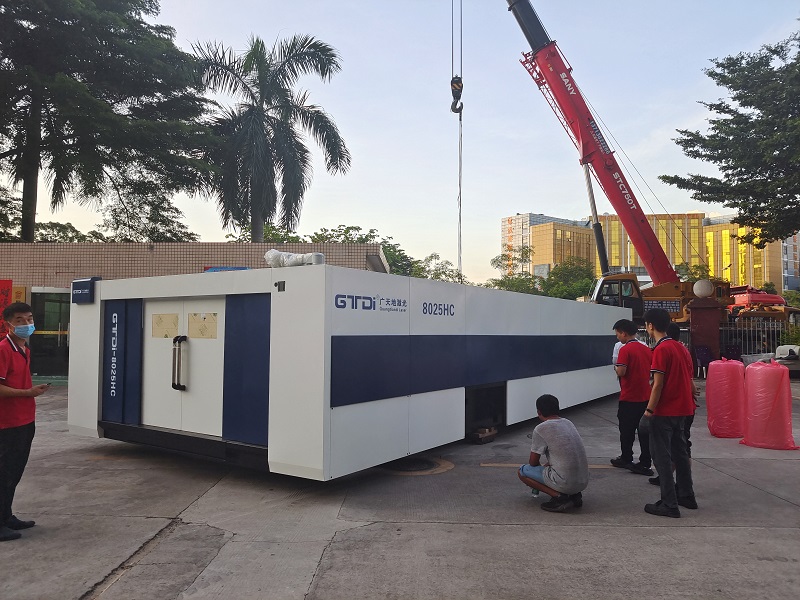 im电竞激光8025HC总线高功率12000W光纤激光切割机交付成功