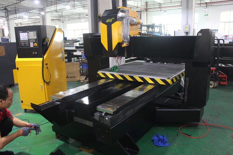 杰克铝板雕刻机 销售结束im电竞的服务才刚开始